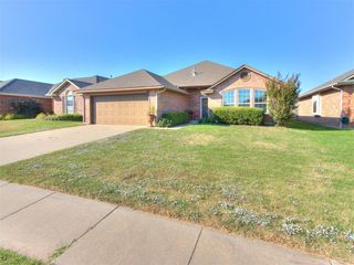 1621 SW 33rd Street, Moore, OK 73160