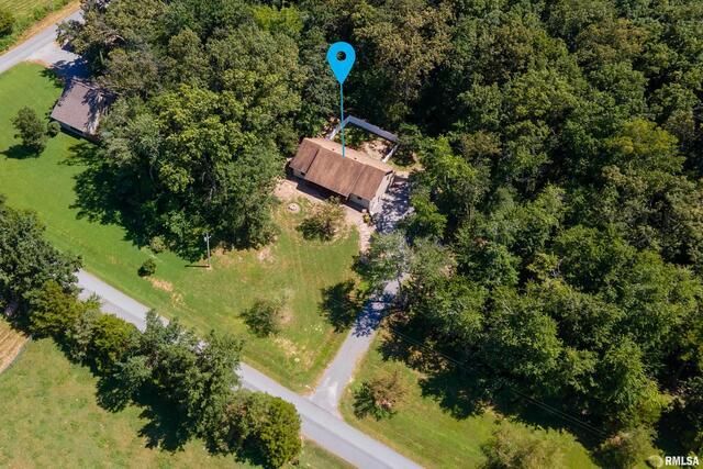 17937 Caplinger Pond Road, Marion, IL 62959