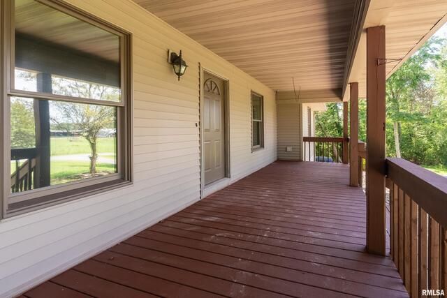 17937 Caplinger Pond Road, Marion, IL 62959