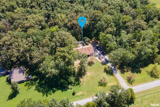 17937 Caplinger Pond Road, Marion, IL 62959