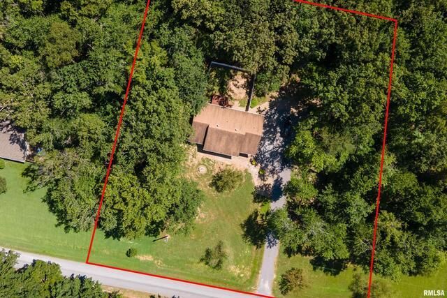 17937 Caplinger Pond Road, Marion, IL 62959