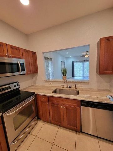 197 NW Eller St, Deerfield Beach, FL 33441