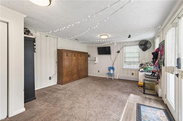 118 Chichester AVE, Hampton, VA 23669