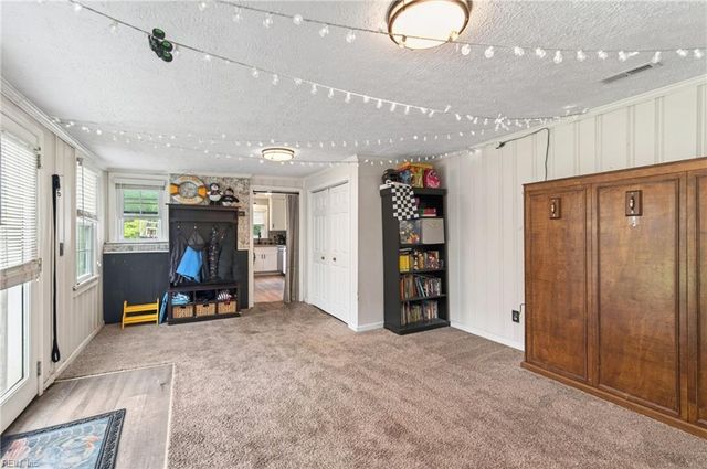 118 Chichester AVE, Hampton, VA 23669