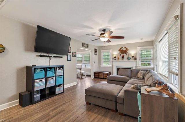118 Chichester AVE, Hampton, VA 23669