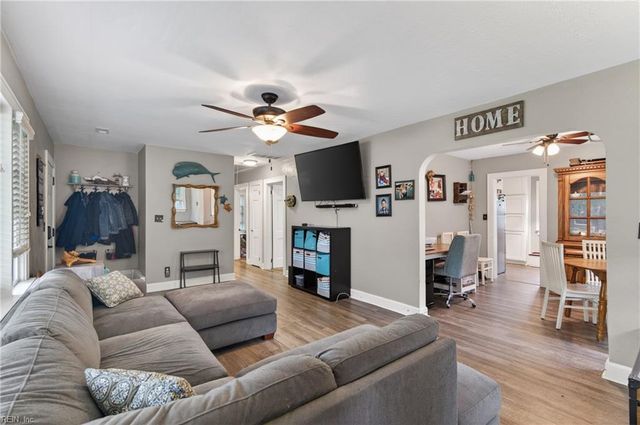 118 Chichester AVE, Hampton, VA 23669