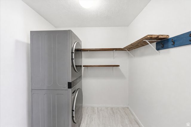 4328 N MAPLE DR, Eagle Mountain, UT 84005