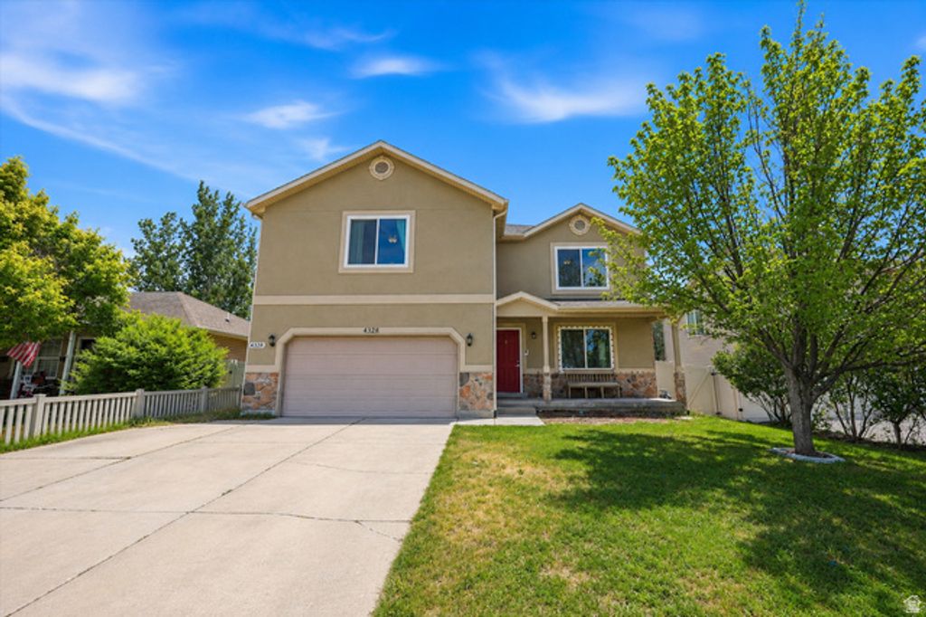 4328 N MAPLE DR, Eagle Mountain, UT 84005