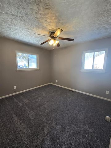 6587 Elm Street, Taylor, MI 48180