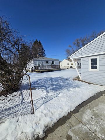 6587 Elm Street, Taylor, MI 48180