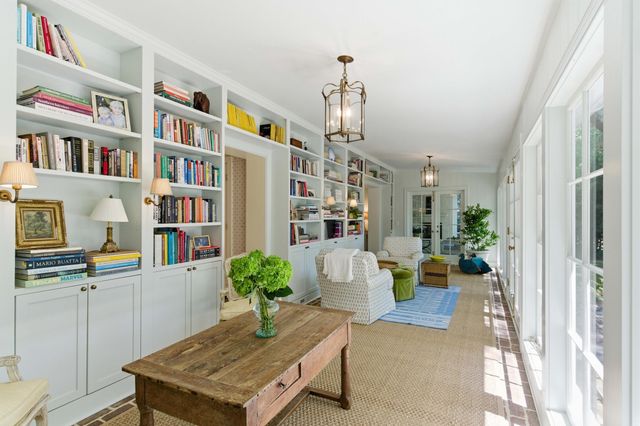 260 Confederate Circle, Charleston, SC 29407