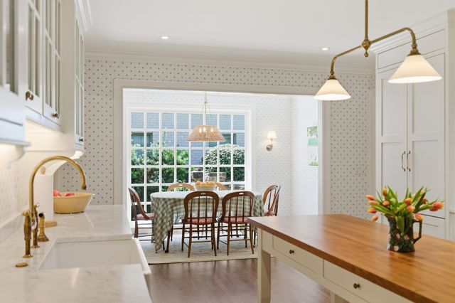 260 Confederate Circle, Charleston, SC 29407