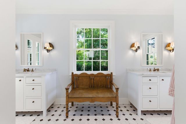 260 Confederate Circle, Charleston, SC 29407