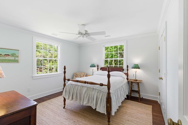 260 Confederate Circle, Charleston, SC 29407