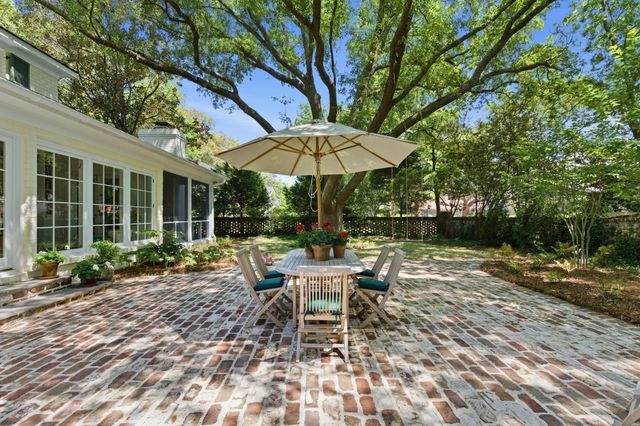 260 Confederate Circle, Charleston, SC 29407