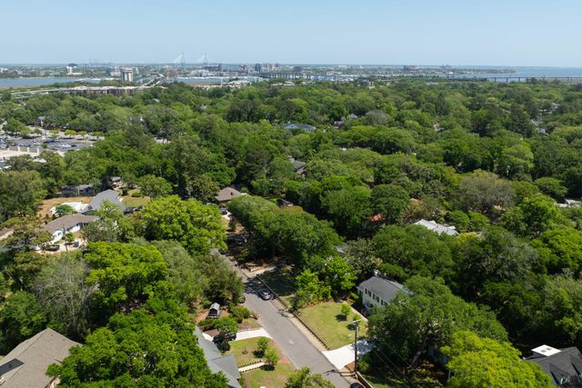 260 Confederate Circle, Charleston, SC 29407
