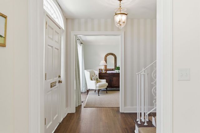 260 Confederate Circle, Charleston, SC 29407