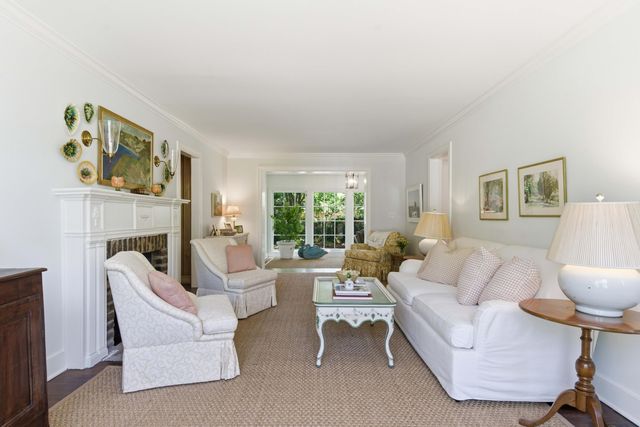 260 Confederate Circle, Charleston, SC 29407