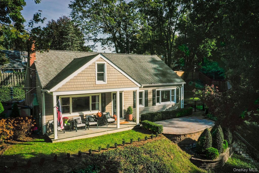 187 Scudder Avenue, Northport, NY 11768 — exterior
