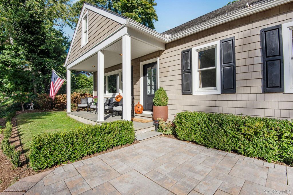 187 Scudder Avenue, Northport, NY 11768 — photo 5