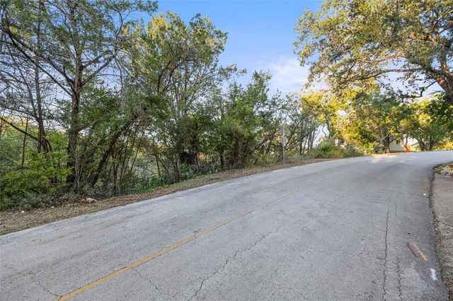 306 Sunfish ST, Lakeway, TX 78734