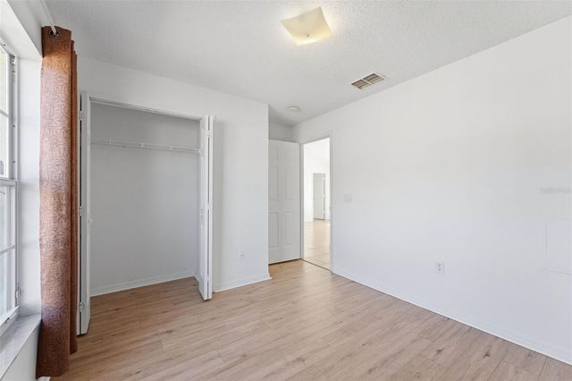 1043 SOARING EAGLE LANE, Kissimmee, FL 34746