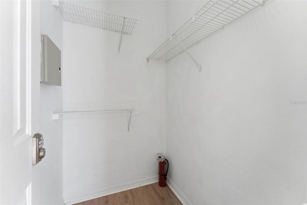 Image 28 of property listing at 1043 SOARING EAGLE LANE, Kissimmee, FL 34746