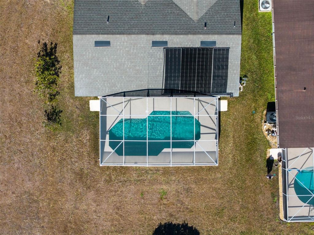 Image 5 of property listing at 1043 SOARING EAGLE LANE, Kissimmee, FL 34746