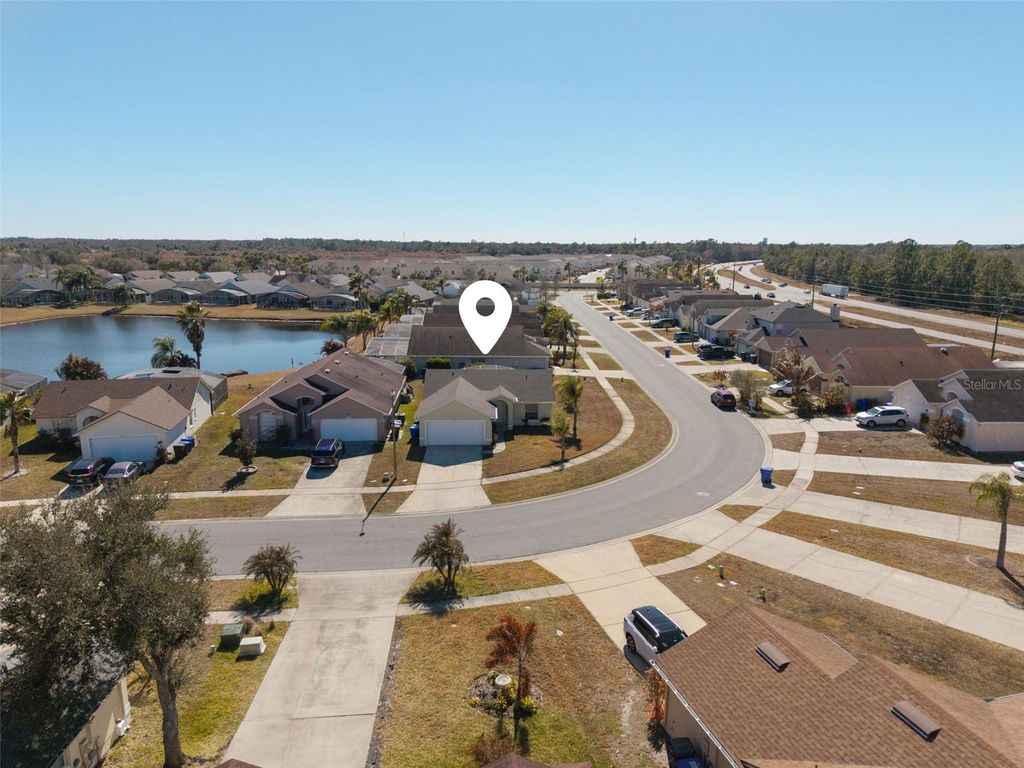 Image 53 of property listing at 1043 SOARING EAGLE LANE, Kissimmee, FL 34746