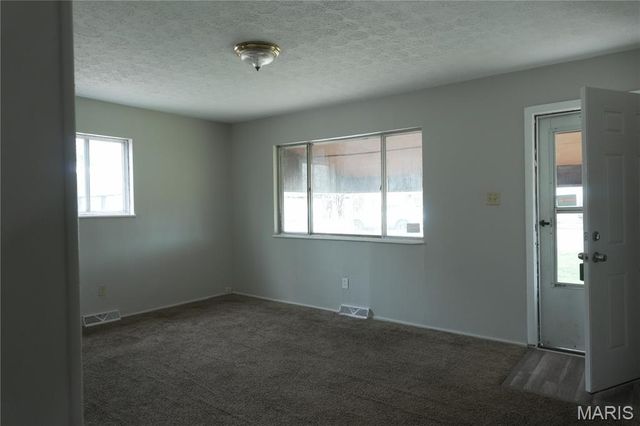 311 Green Street, East St Louis, IL 62206