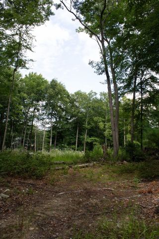 184 Bayview Ave, Berkley, MA 02779