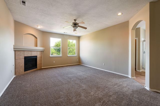 1608 Veridian Drive SE, Rio Rancho, NM 87124