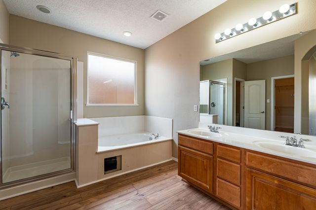 1608 Veridian Drive SE, Rio Rancho, NM 87124