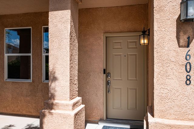 1608 Veridian Drive SE, Rio Rancho, NM 87124
