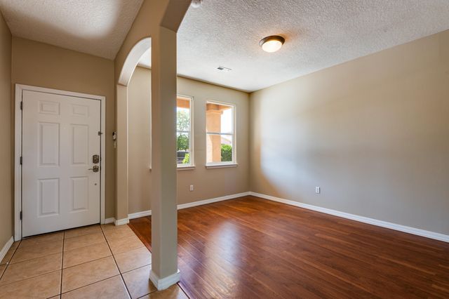 1608 Veridian Drive SE, Rio Rancho, NM 87124