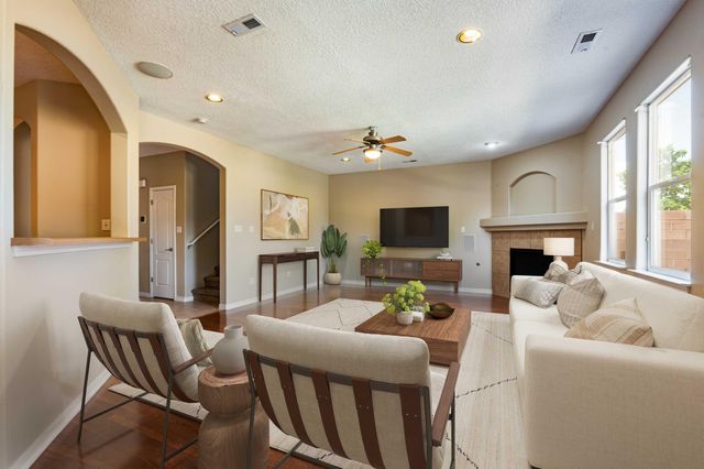 1608 Veridian Drive SE, Rio Rancho, NM 87124