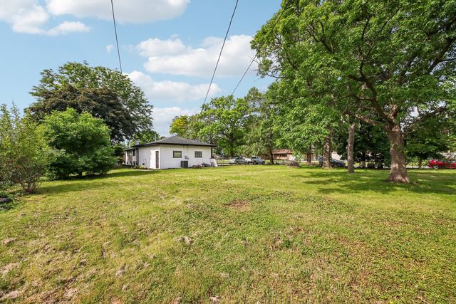 15725 New England Avenue, Tinley Park, IL 60477