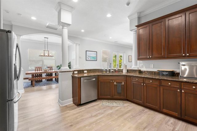 1502 RIVER COURT, Tarpon Springs, FL 34689