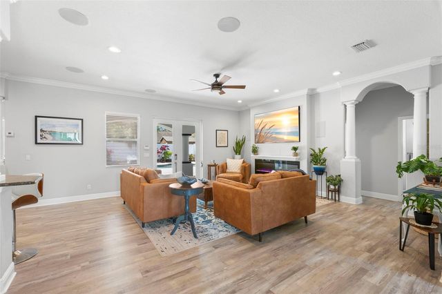 1502 RIVER COURT, Tarpon Springs, FL 34689
