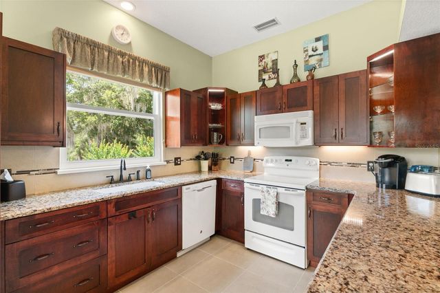 1112 OLD MILL RUN, Deland, FL 32720