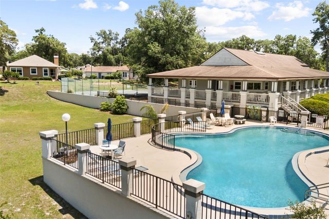 1112 OLD MILL RUN, Deland, FL 32720