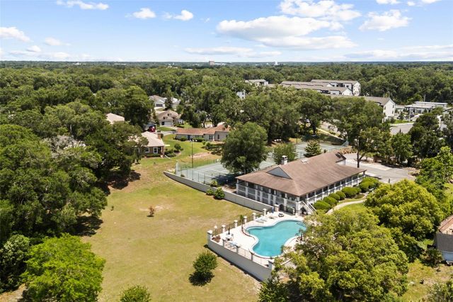 1112 OLD MILL RUN, Deland, FL 32720