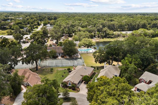 1112 OLD MILL RUN, Deland, FL 32720