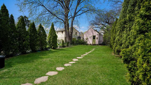 51 HILLSIDE AVE, Doylestown, PA 18901