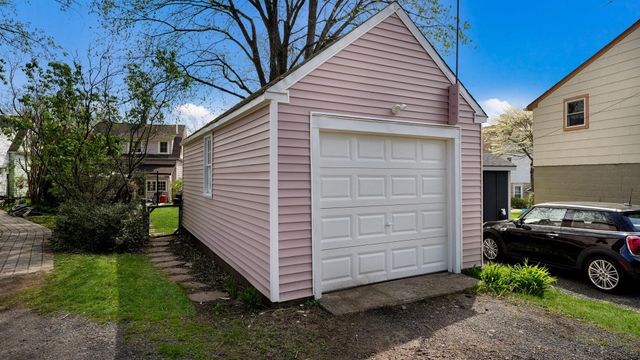 51 HILLSIDE AVE, Doylestown, PA 18901