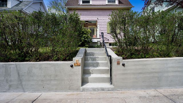 51 HILLSIDE AVE, Doylestown, PA 18901