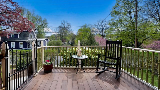 51 HILLSIDE AVE, Doylestown, PA 18901