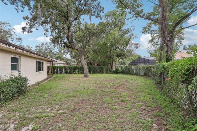2522 LESTON COURT, Orlando, FL 32817