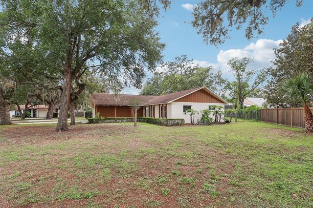 2522 LESTON COURT, Orlando, FL 32817