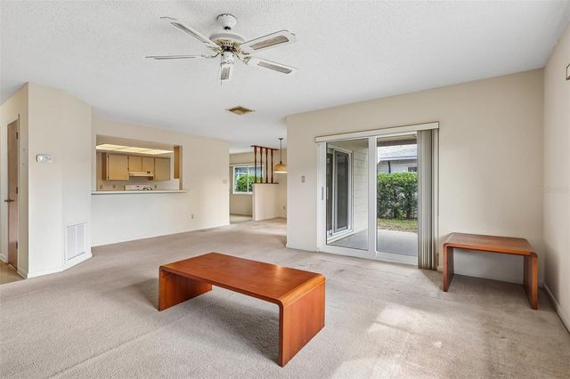 2522 LESTON COURT, Orlando, FL 32817